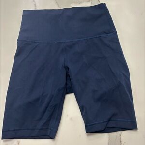 Lululemon True Navy Wunder Train High Rise Short 8"